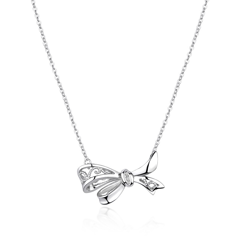 六福珠寶鉑金頸鏈 - 【LISTING CLOSED】"浪漫情結"950鉑金頸鏈