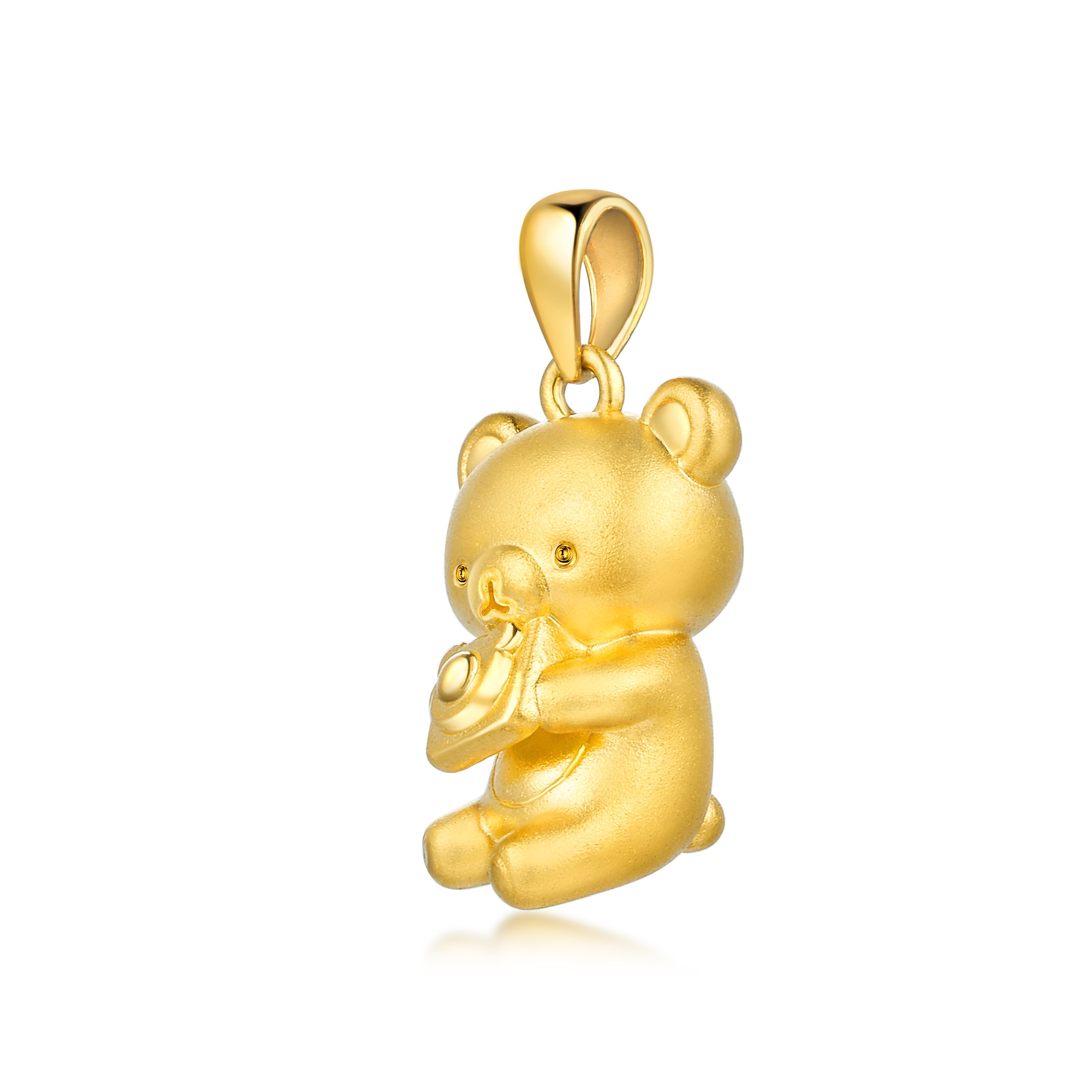 六福珠寶黃金吊墜 - 【LISTING CLOSED】"吐司小熊"999足金吊墜