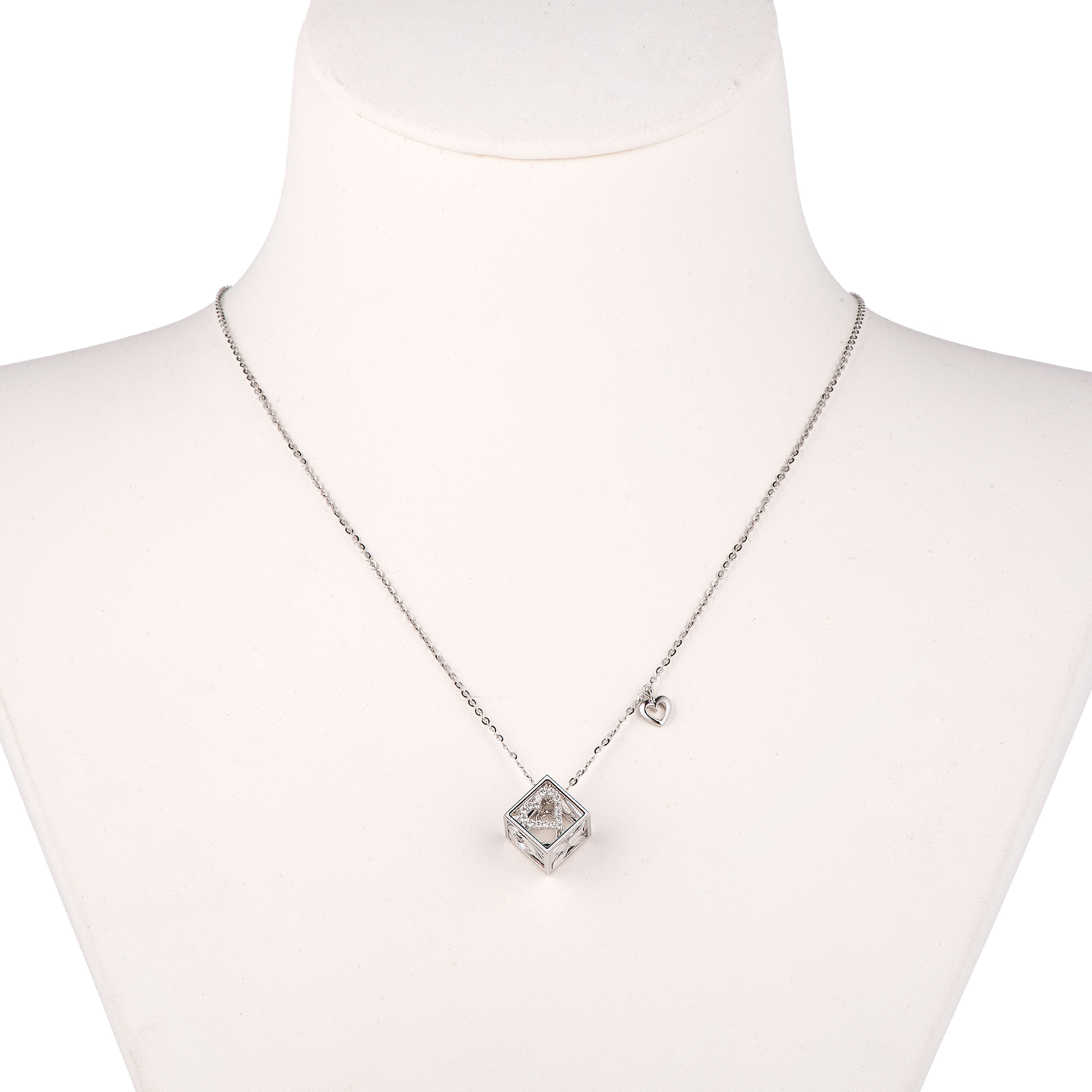 六福珠宝18K金颈链 - [LISTING CLOSED]"心门"18K金(白色)钻石颈链