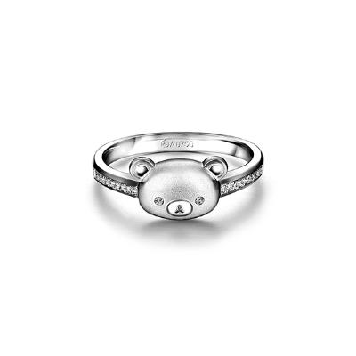 六福珠寶18K金戒指 - "小熊頭像"18K金(白色)鑽石戒指