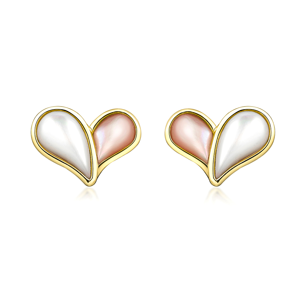 六福珠寶18K金耳環 - "為愛比心"18K金(黃色)貝母耳環