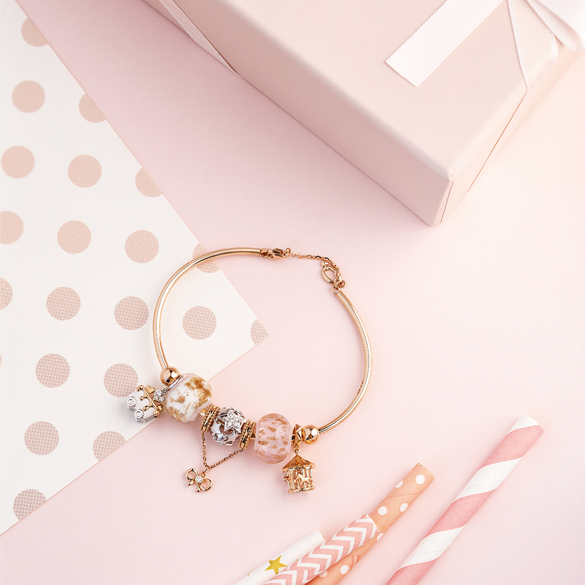 六福珠寶18K金串飾 - 【LISTING CLOSED】"閃星"18K金鑽石串飾-多色選擇