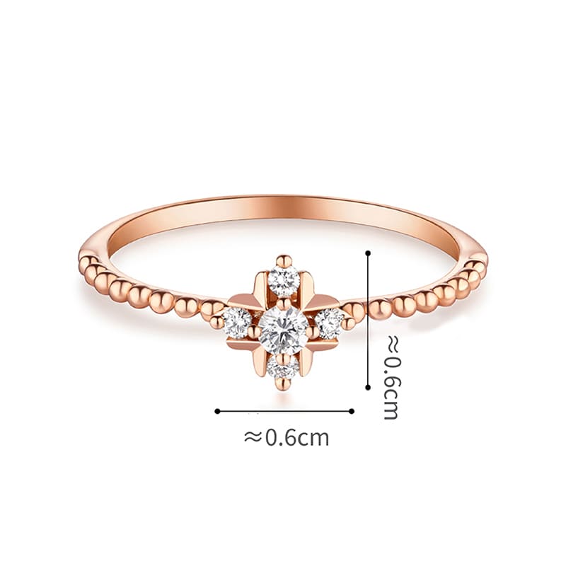 六福珠寶18K金戒指 - "幸運四葉草"18K玫瑰金鑽石戒指