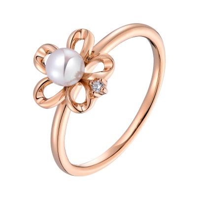 六福珠寶18K金戒指 - "花映明珠"18K玫瑰金鑽石珍珠戒指