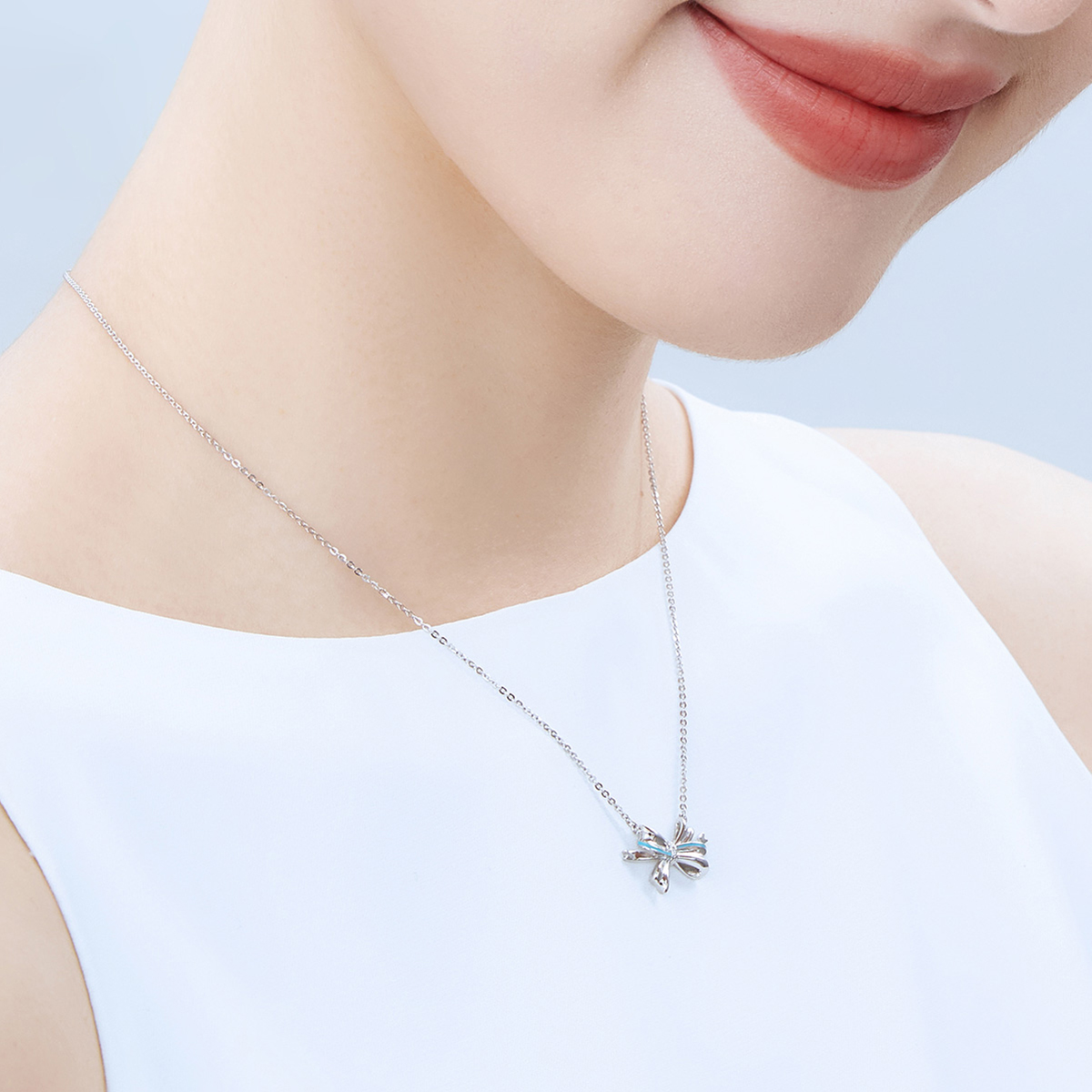 六福珠寶鉑金頸鏈 - "結•愛"950鉑金琺瑯頸鏈