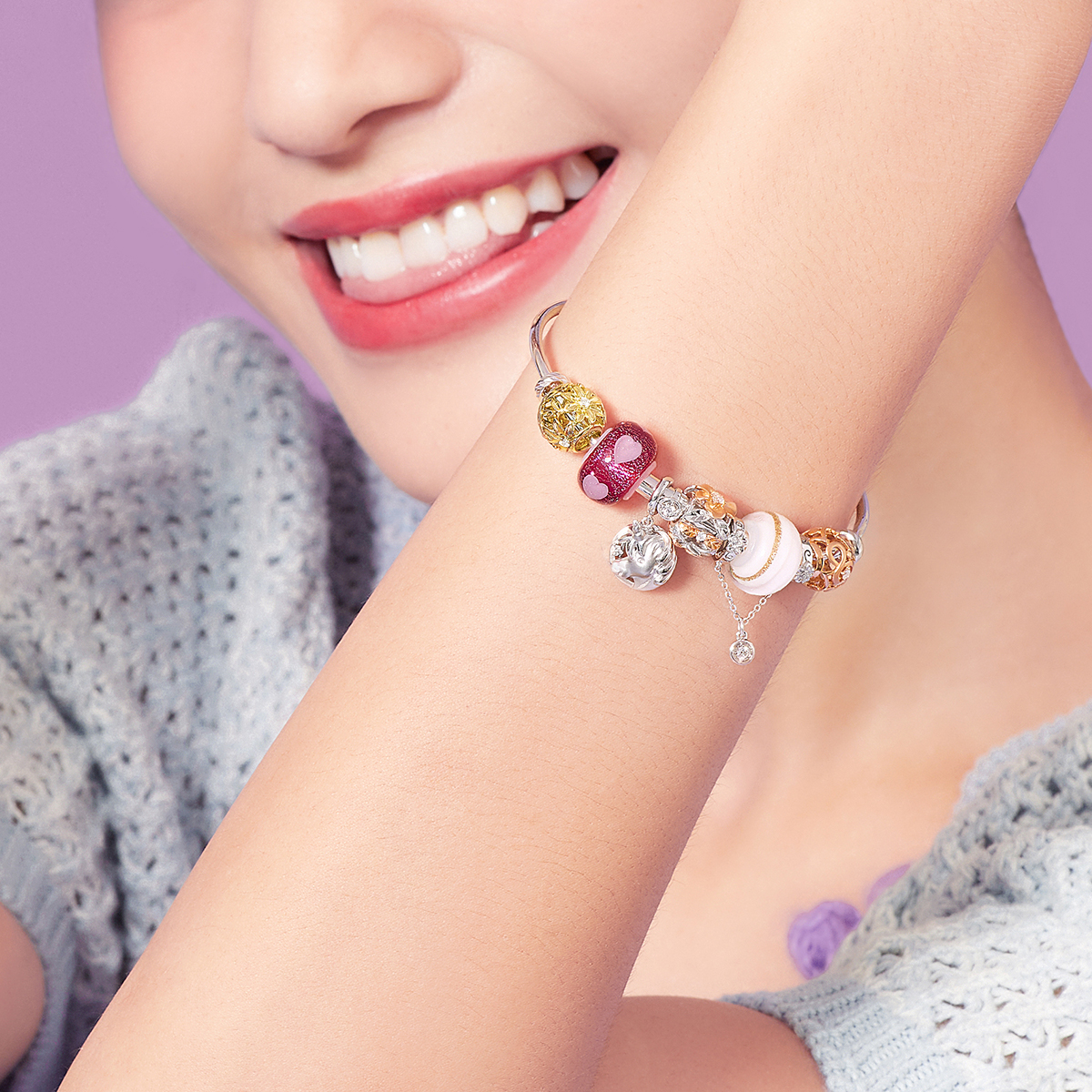 六福珠寶18K金串飾 - "優美音符"18K玫瑰金鑽石串飾