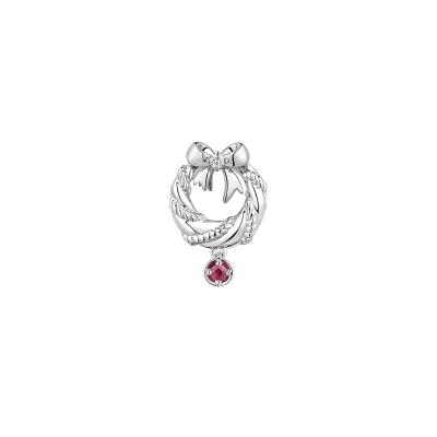 六福珠寶18K金串飾 - "聖誕花環"18K金(白色)紅寶石鑽石串飾