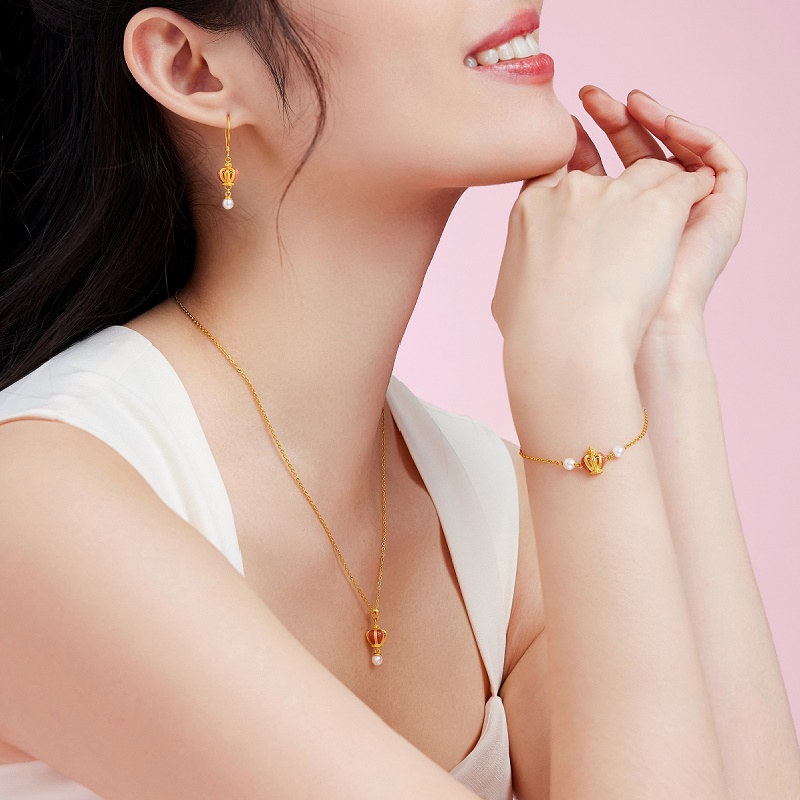 六福珠寶黃金手鏈 - "多巴胺后冠"999.9黃金手鏈