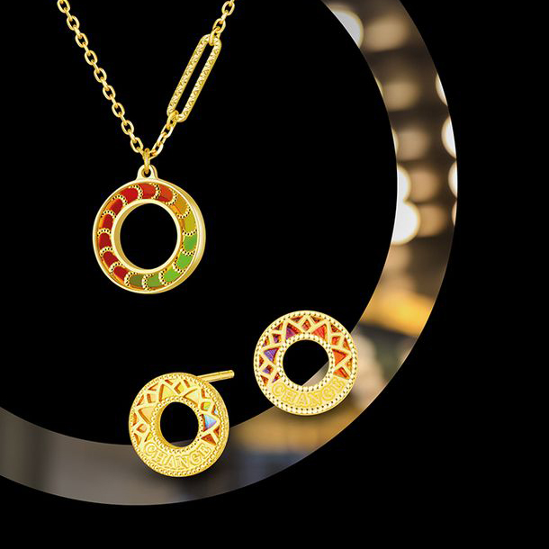 六福珠寶黃金耳環 - "耀出彩虹"圓環造型"CHANGE"990黃金耳環(炫彩工藝)