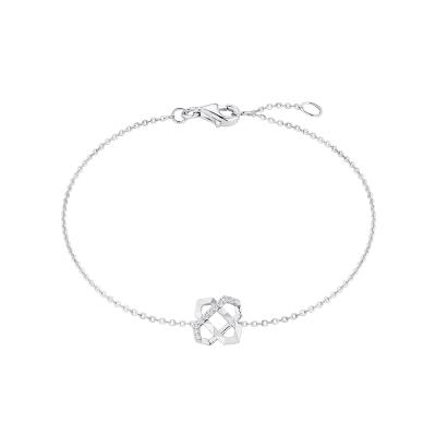 六福珠寶18K金手鏈 - "浪漫回應"18K金(白色)鑽石手鏈