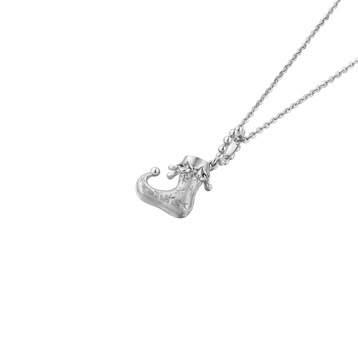 六福珠寶18K金串飾 - "奇幻小靴"18K金(白色)鑽石串飾