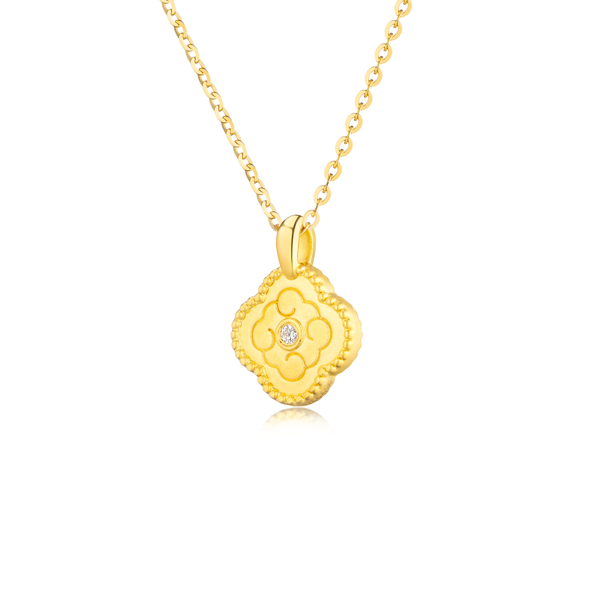 六福珠寶黃金吊墜 - "福幸如約"四葉草造型999足金鑽石吊墜