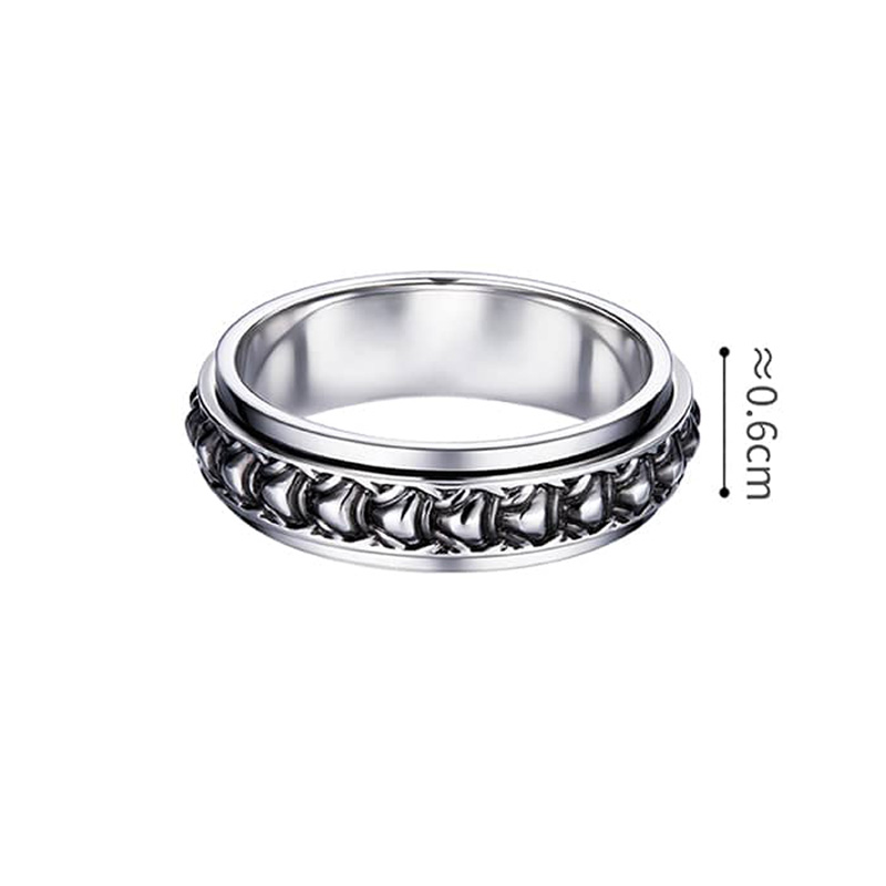 六福珠寶鉑金戒指 - "復古盔甲"950鉑金戒指(男戒)