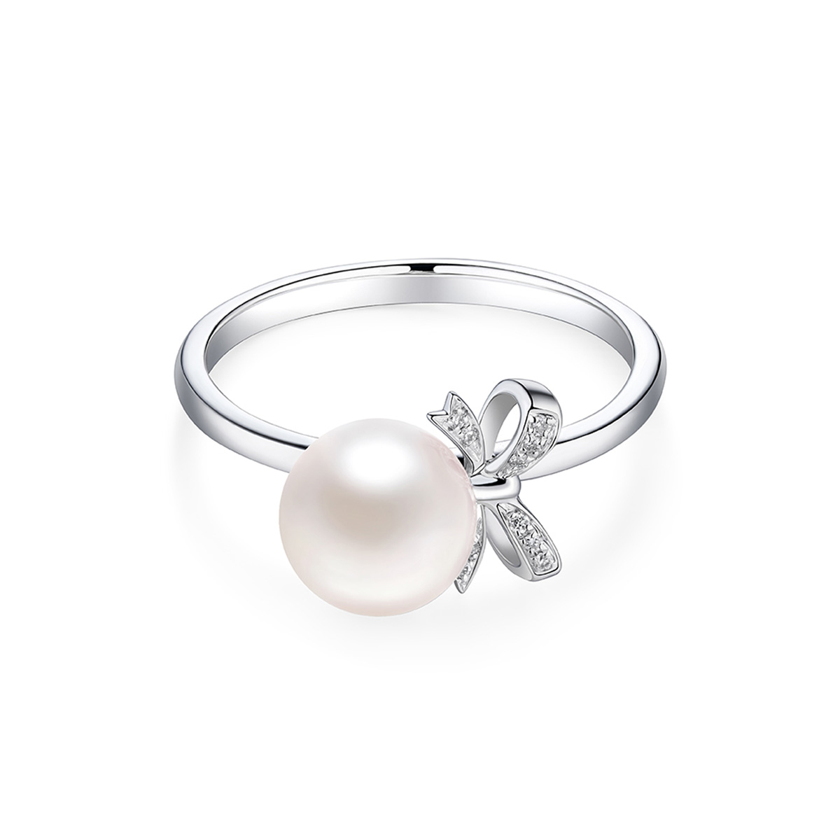 六福珠寶18K金戒指 - "蝴蝶結"18K金(白色)珍珠鑽石戒指