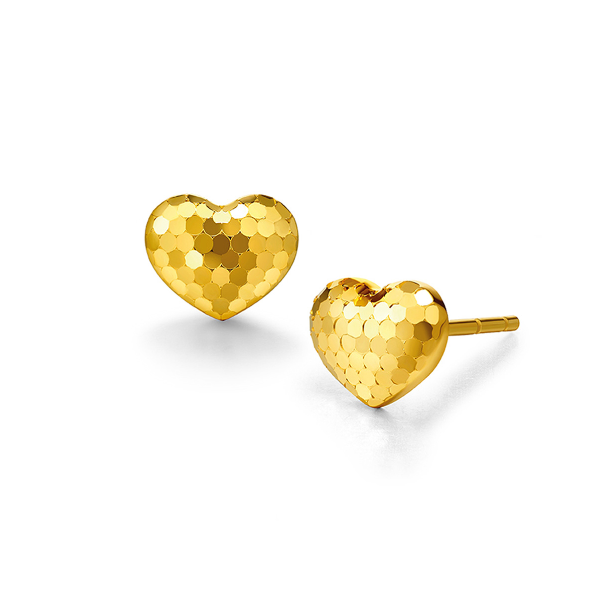 六福珠寶黃金耳環 - "閃愛悅動"心形990黃金耳環