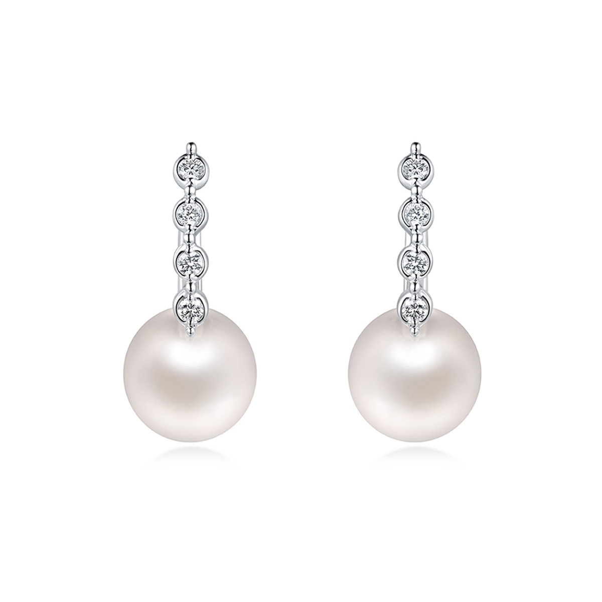 六福珠寶18K金耳環 - "鏈愛循環"18K金鑽石耳環–多色選擇