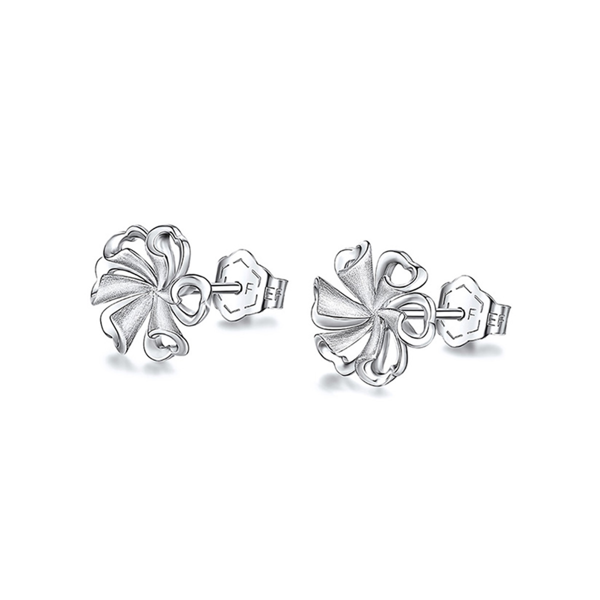 六福珠寶鉑金耳環 - "心悅如花"950鉑金耳環