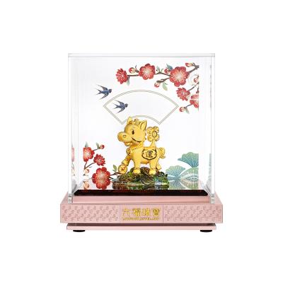 六福珠寶黃金擺件 - “承運金馬”999足金擺件