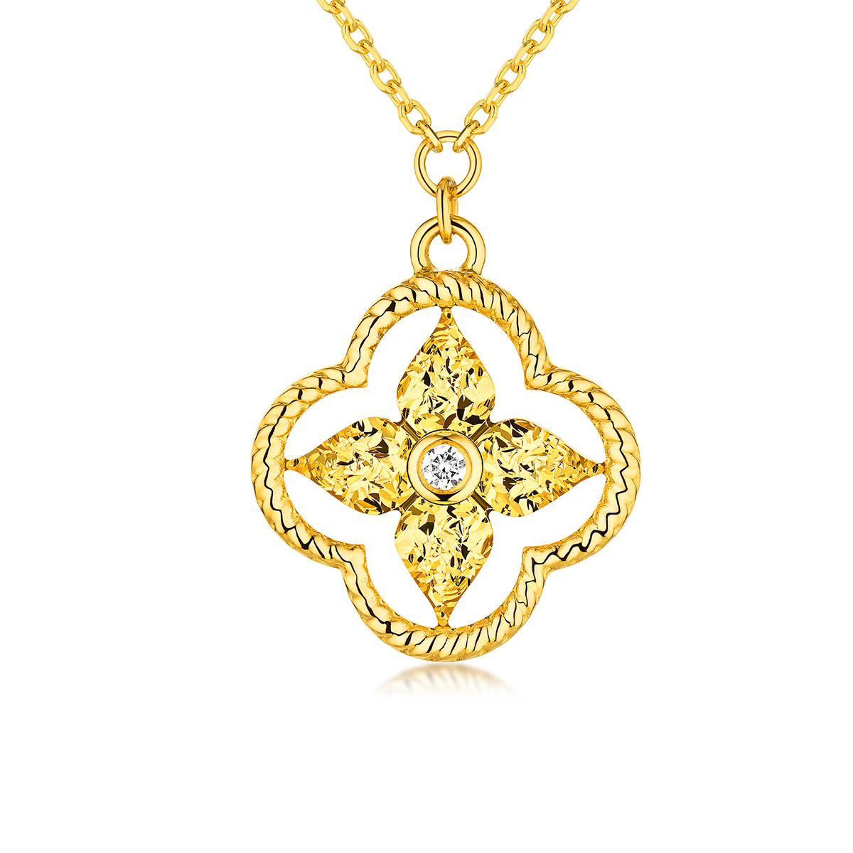 六福珠寶黃金頸鏈 - "幸運相伴"990黃金鑽石頸鏈