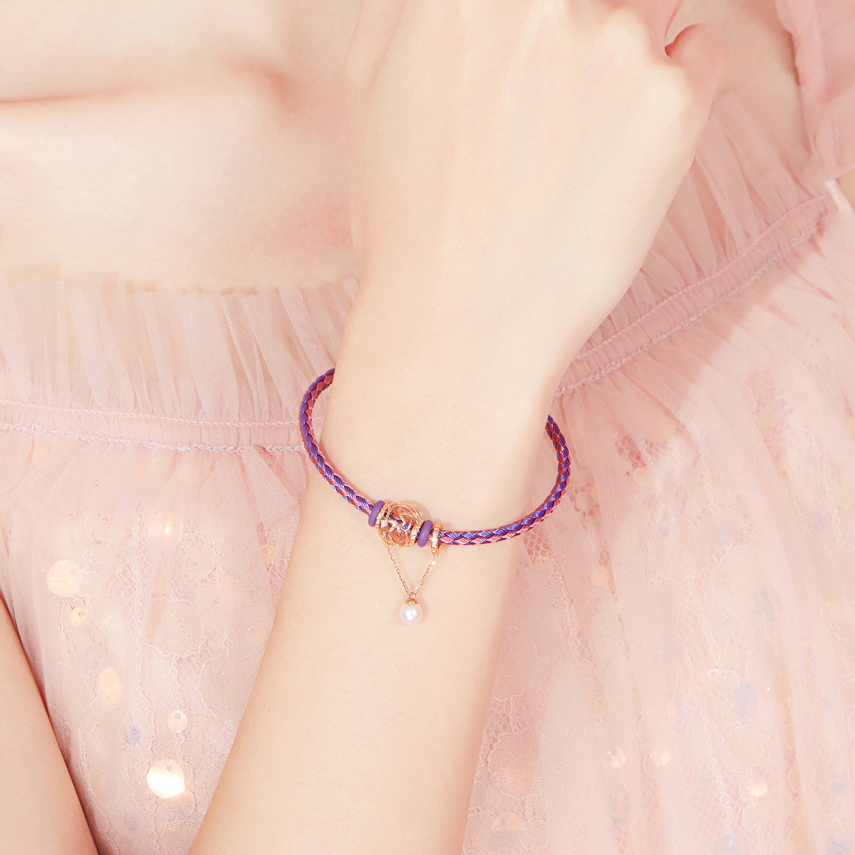 六福珠寶18K金串飾 - "鏤空小金球"18K金珍珠鑽石串飾–多色選擇