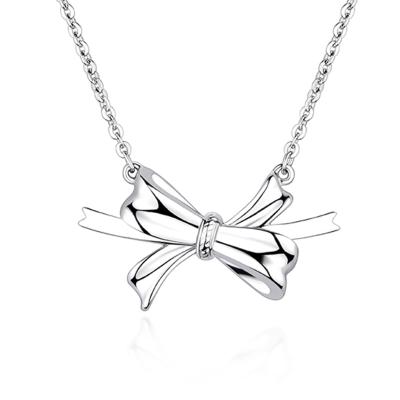 六福珠寶鉑金頸鏈 - "結•愛"950鉑金頸鏈