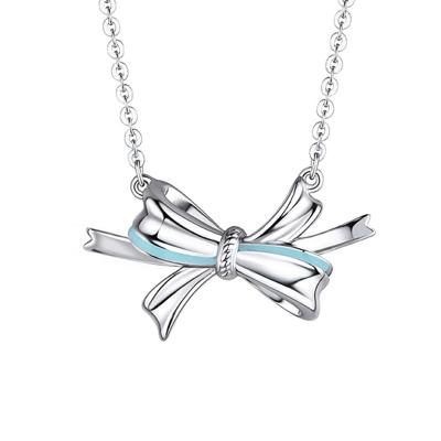 六福珠寶鉑金頸鏈 - "結•愛"950鉑金琺瑯頸鏈