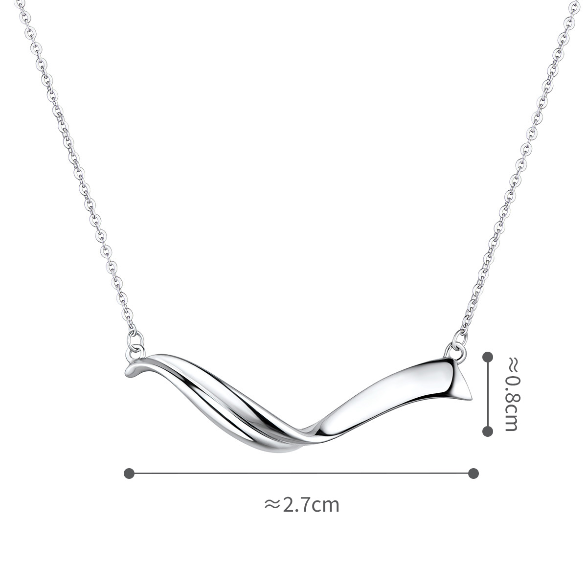 六福珠寶鉑金頸鏈 - "自由之翼"950鉑金頸鏈