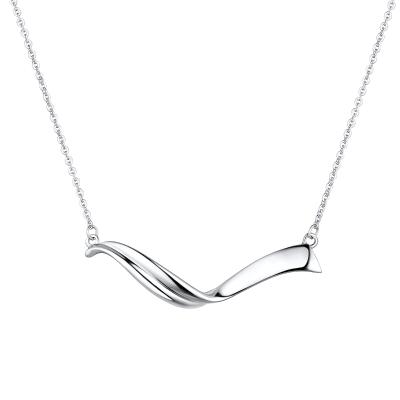 六福珠寶鉑金頸鏈 - "自由之翼"950鉑金頸鏈