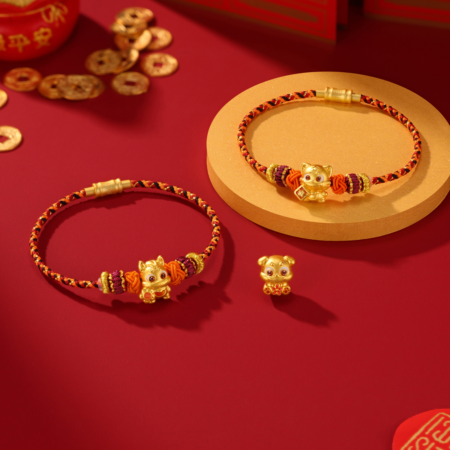 六福珠寶黃金串飾 - "奇趣萌牙-馬"十二生肖999足金串飾連手繩