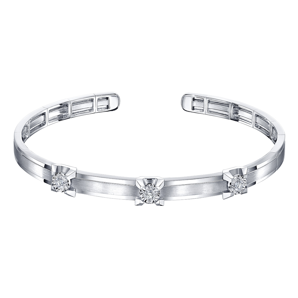 六福珠寶18K金手鐲 - “簡耀鋒芒”18K金(白色)三角爪鑽石手鐲(放閃車花工藝)