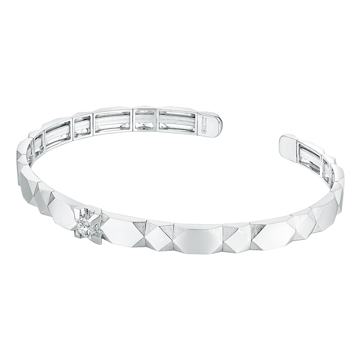 六福珠寶18K金手鐲 - “璀璨軌跡”18K金(白色)鑽石手鐲