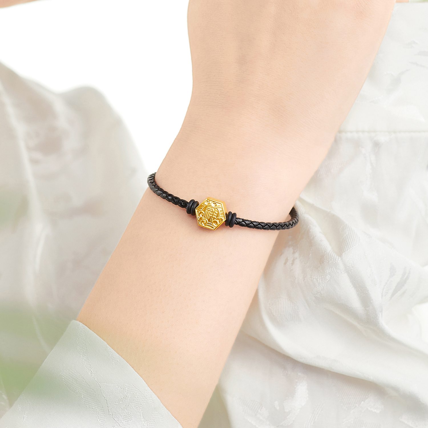 六福珠寶黃金串飾 - "祥"字999足金串飾