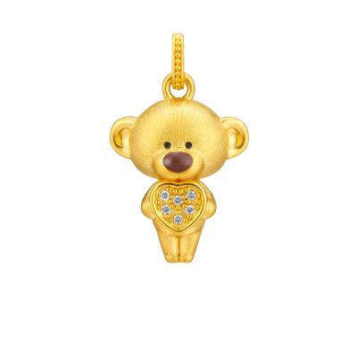 六福珠寶黃金吊墜 - “愛心萌熊”999足金鑽石鎏彩吊墜