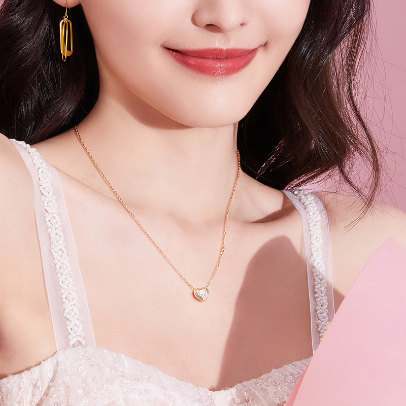 六福珠宝18K金颈链 - "心动信号"18K金(分色)心形钻石颈链