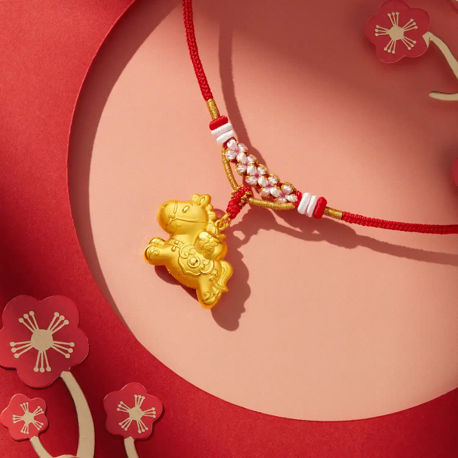 六福珠寶黃金吊墜 - "平安小福馬"999.9黃金長命鎖包連頸繩