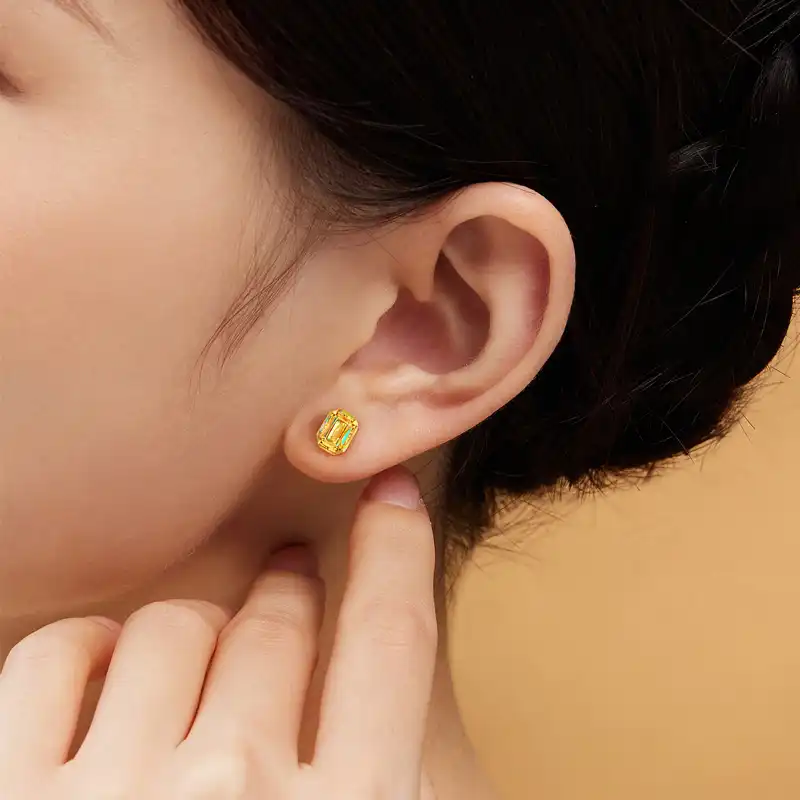 六福珠寶黃金耳環 - "冰·鑽方糖"999足金耳環