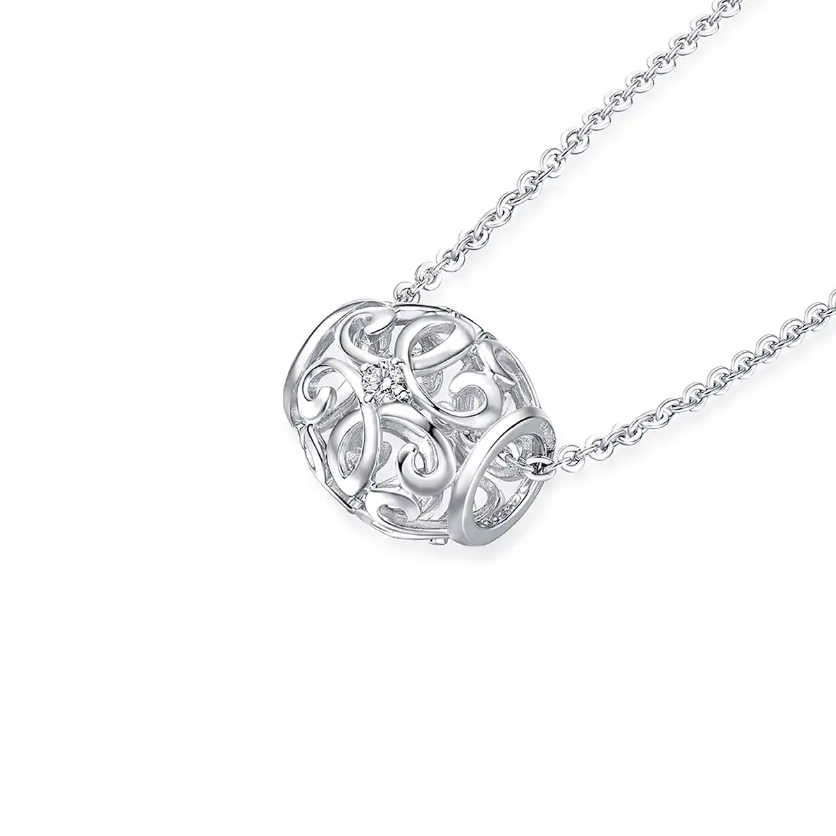 六福珠寶18K金串飾 - "花絲線"18K金(白色)鑽石串飾