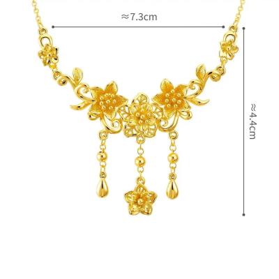 六福珠寶黃金頸鏈 - “繁花銜福”999足金頸鏈