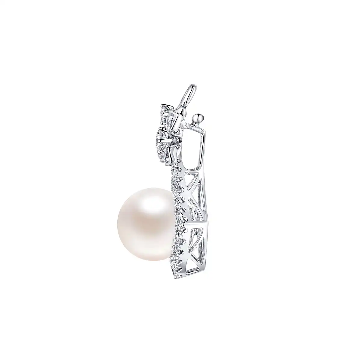 六福珠寶18K金吊墜 - "閃爍繁星"18K金(白色)珍珠鑽石吊墜